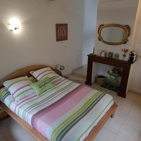 Honfleur A Deux Panzió Kültér fotó